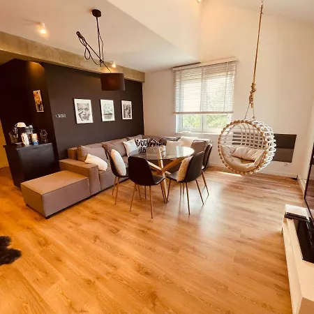Apartamenty Ktw Penthouse Z Tarasem Katovice Exteriér fotografie
